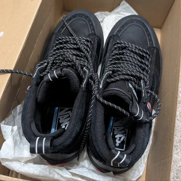 Vans Black Suede MTE-2 Sneakers - Picture 8 of 8